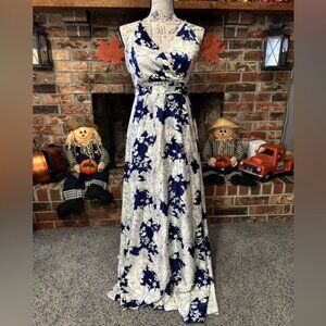 Lulu's Elegant Blue and Cream Maxi Dress